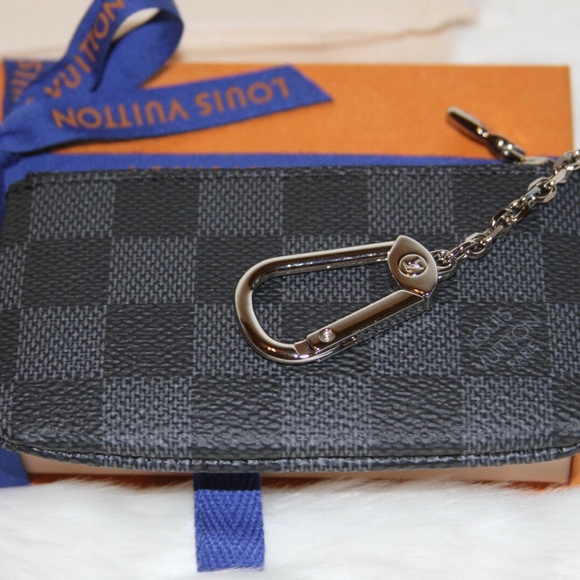 NWT LOUIS VUITTON Pochette Cles Key Pouch Black and Gray Damier Graphite - Picture 2 of 7